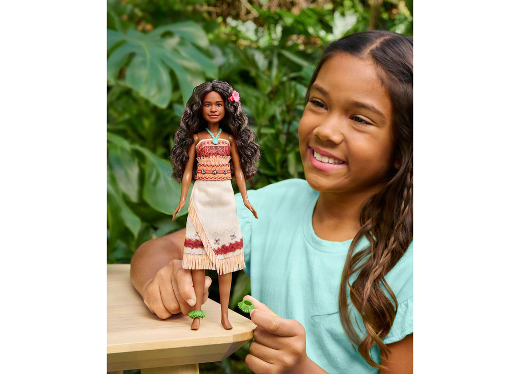 Disney Moana Fashion Doll Live-Action Movie Inspired With Removable Outfit And 5 Accessories