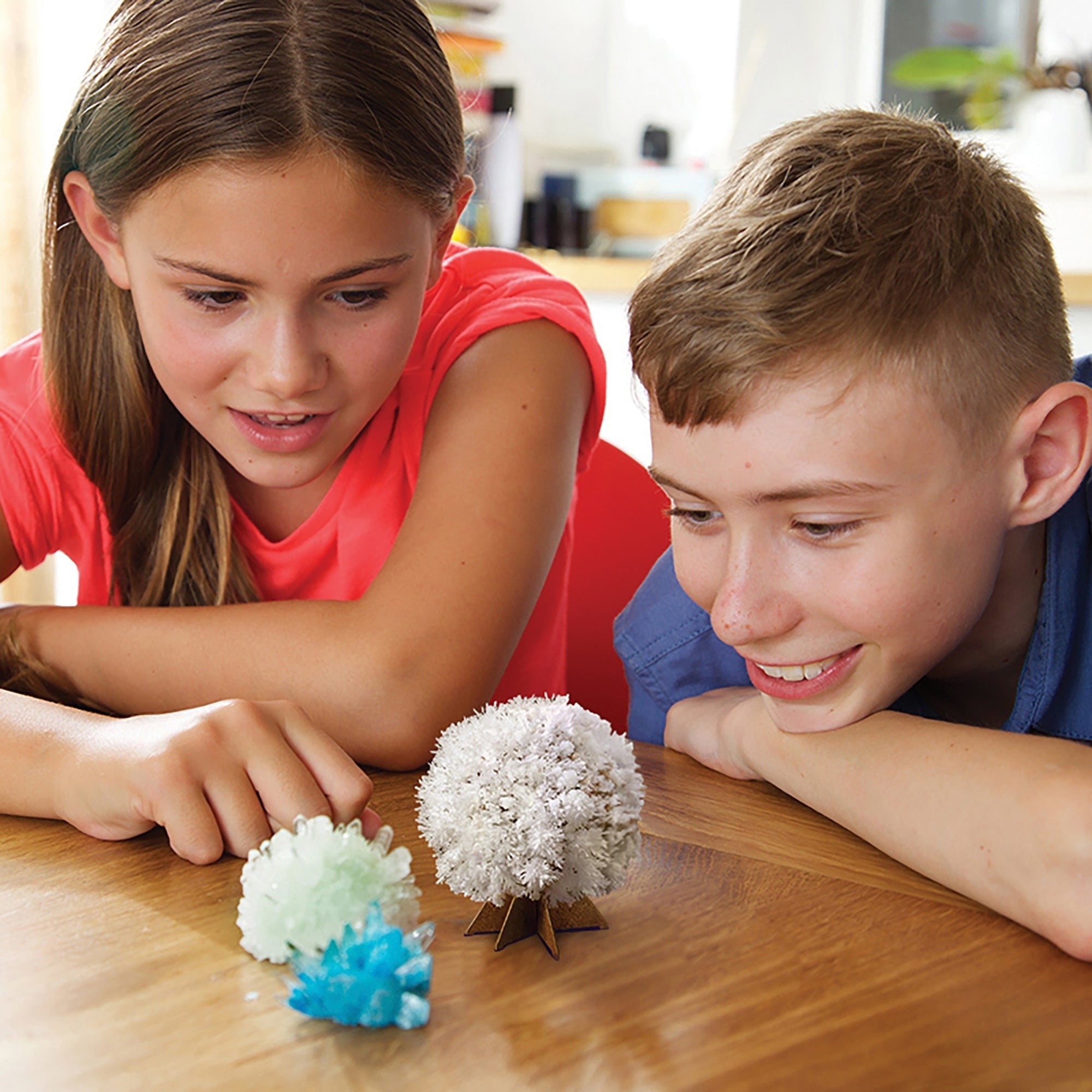 4M KidzLabs Crystal Science Kit - Grow 3 Unique Crystals, DIY STEM Craft