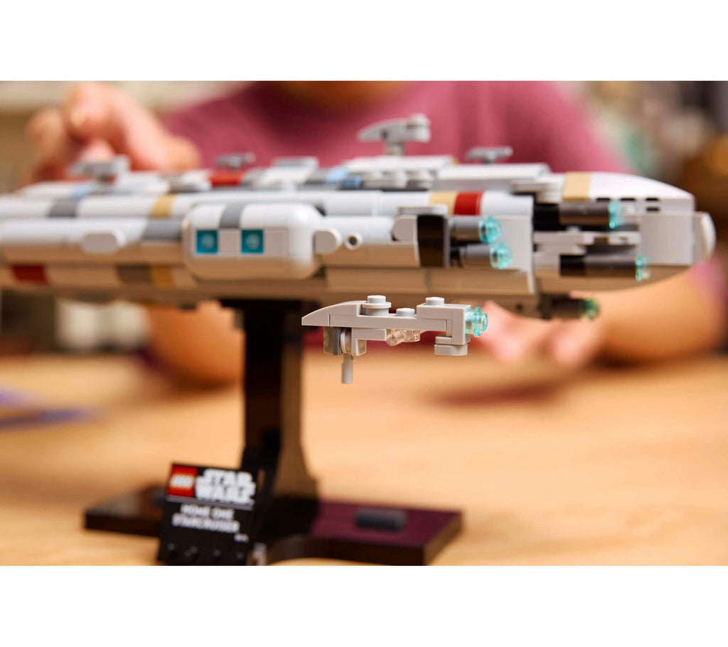 LEGO Star Wars Home One Starcruiser Model Kit 75405 - Buildable Starship
