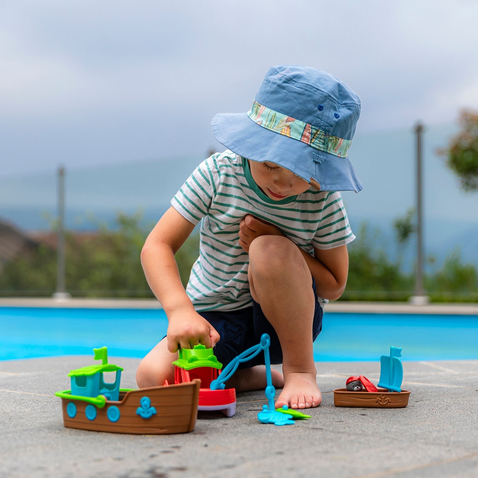 Timber Tots Nesting Boats - 3-in-1 Transforming Playset