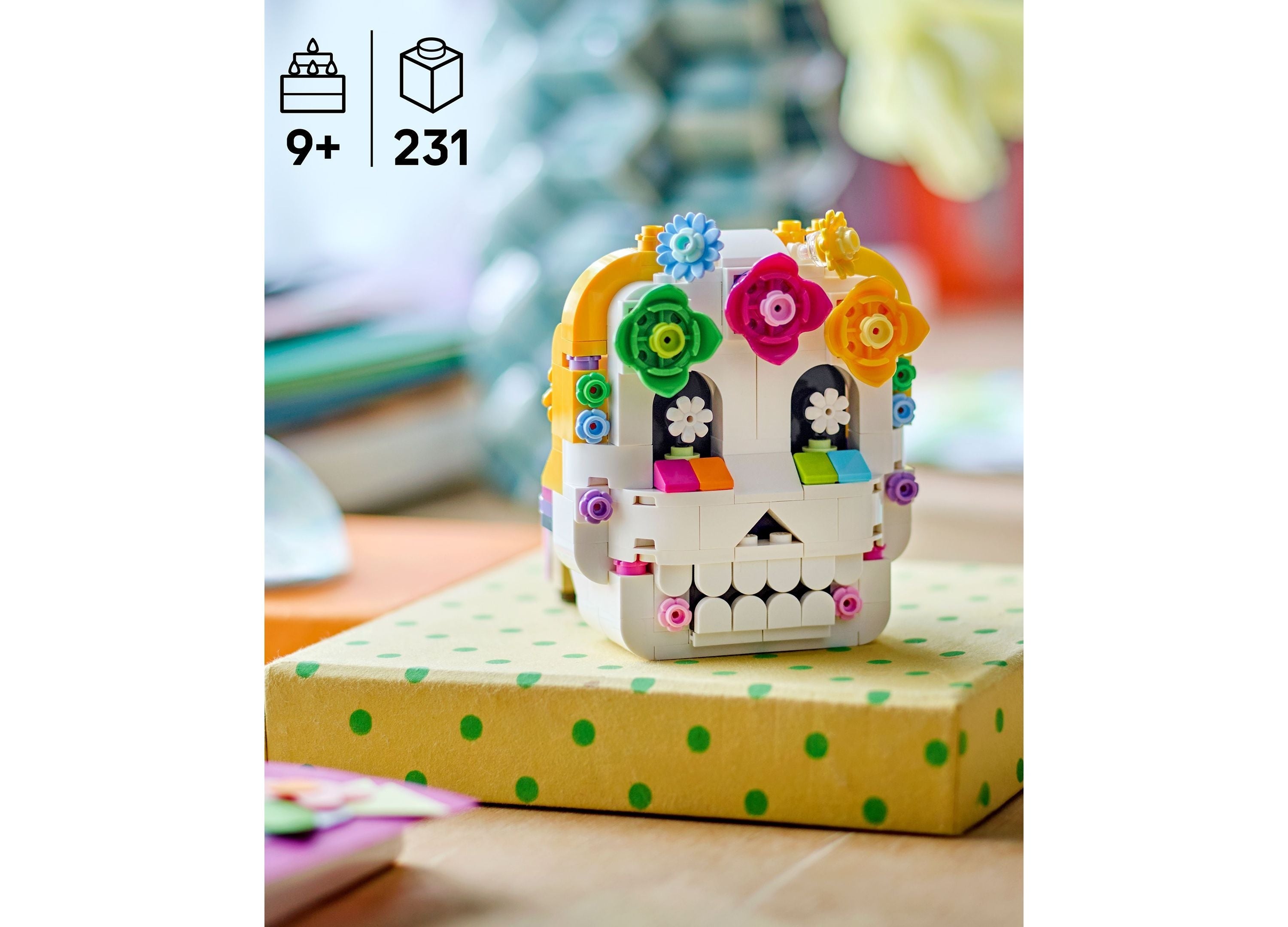 LEGO Día De Los Muertos Altar Of The Dead 231-Piece Building Set