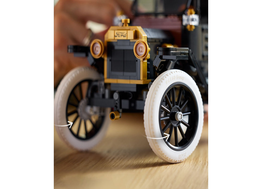 LEGO Icons Ford Model T Vintage Car Building Set - 1060 Pieces
