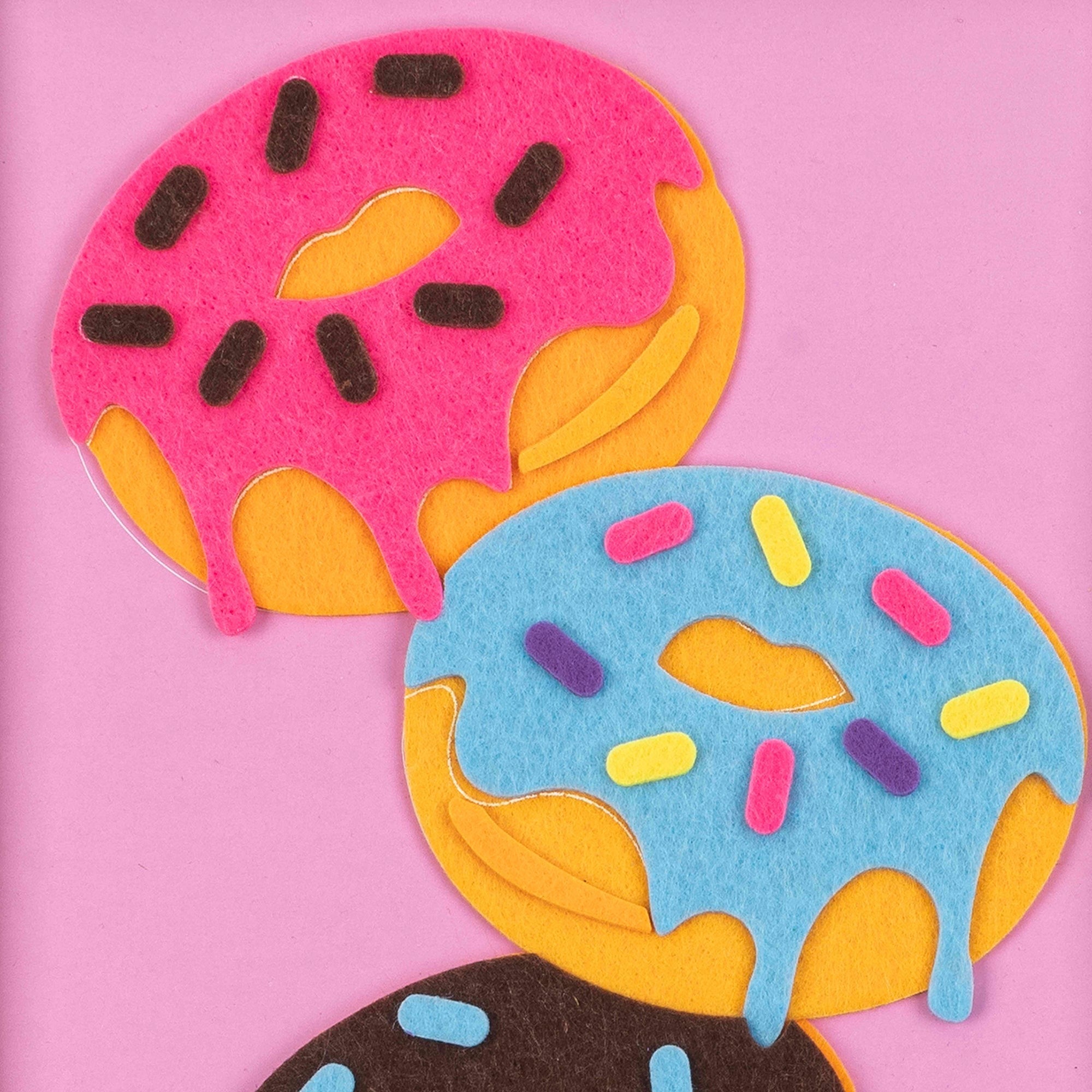 Felt Art Sweet Donuts Peel And Stick Craft Kit With 32 Pieces