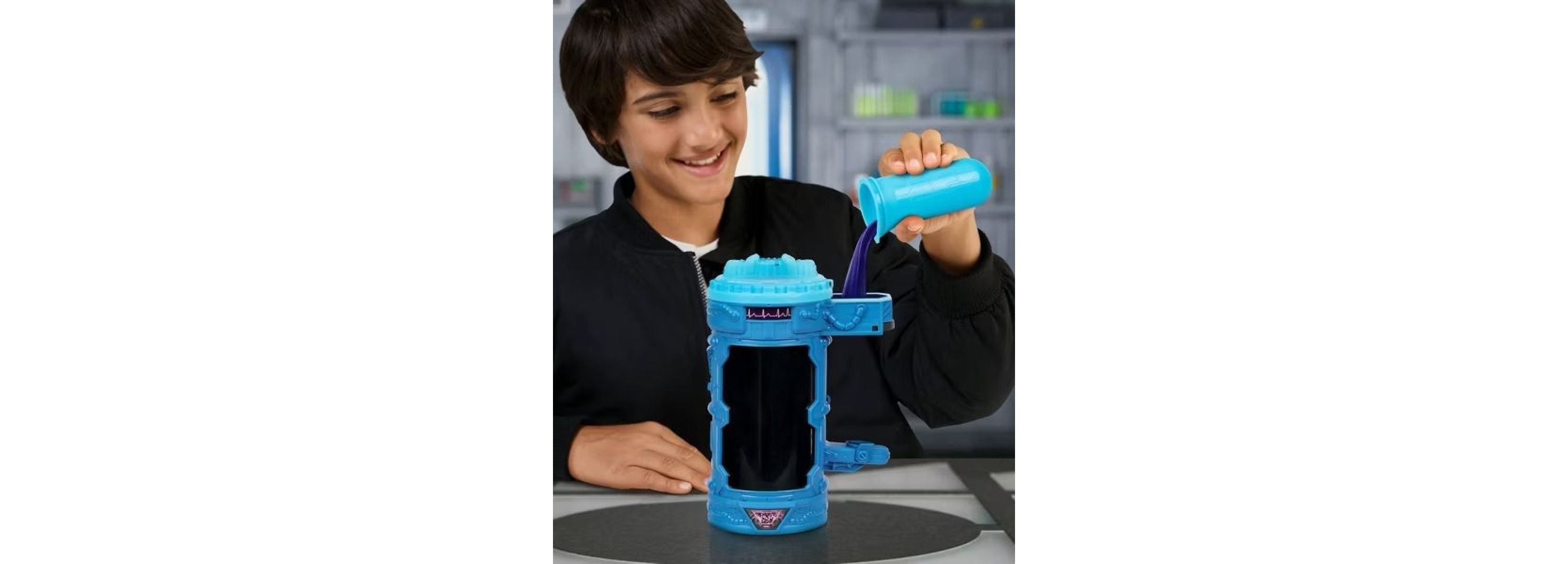 Mr Beast Hyper Fusion 10.2-inch Action Figure – Lightning Panther