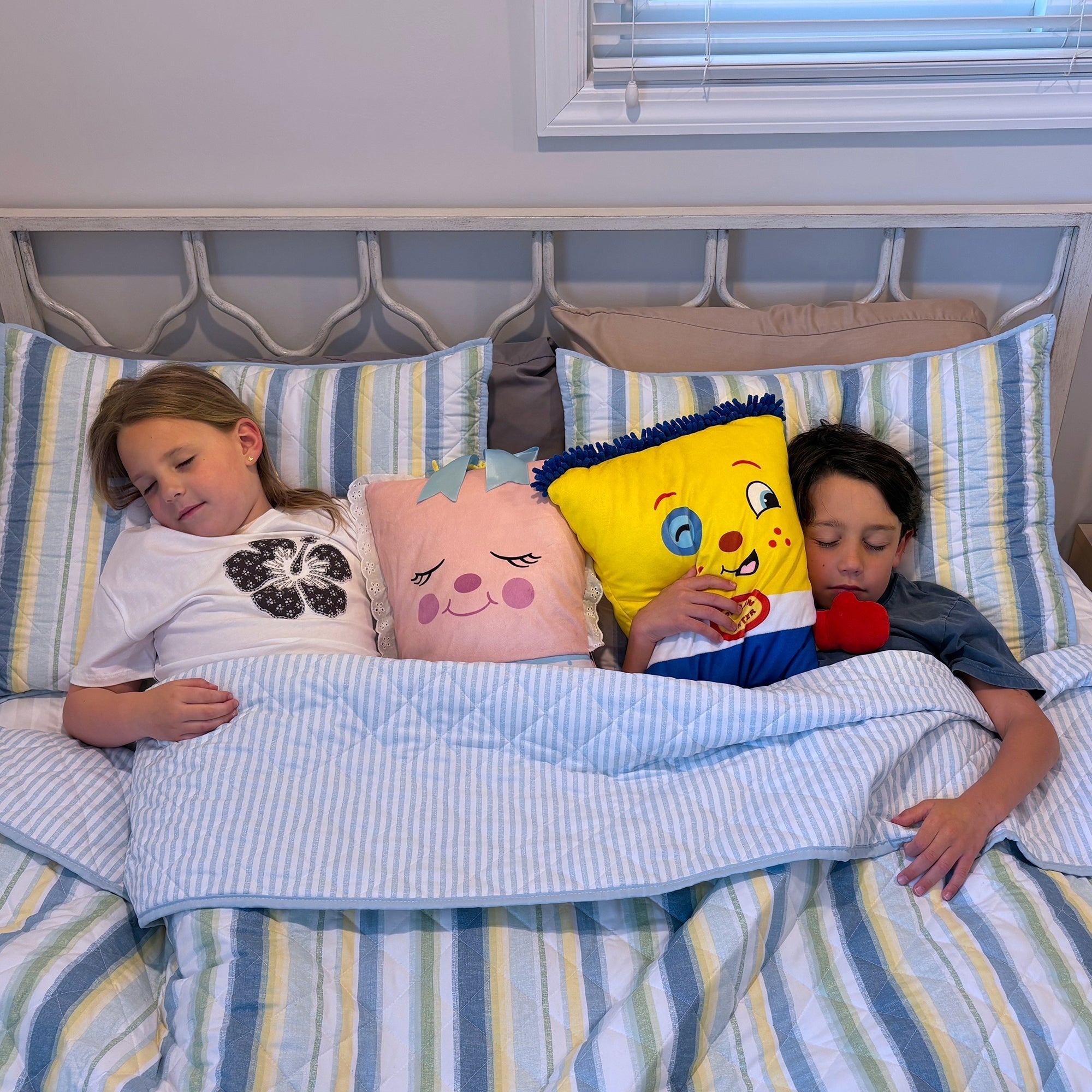 Pillow People Fighter Plush – 2-In-1 Cozy Toy & Pillow, Retro Fun