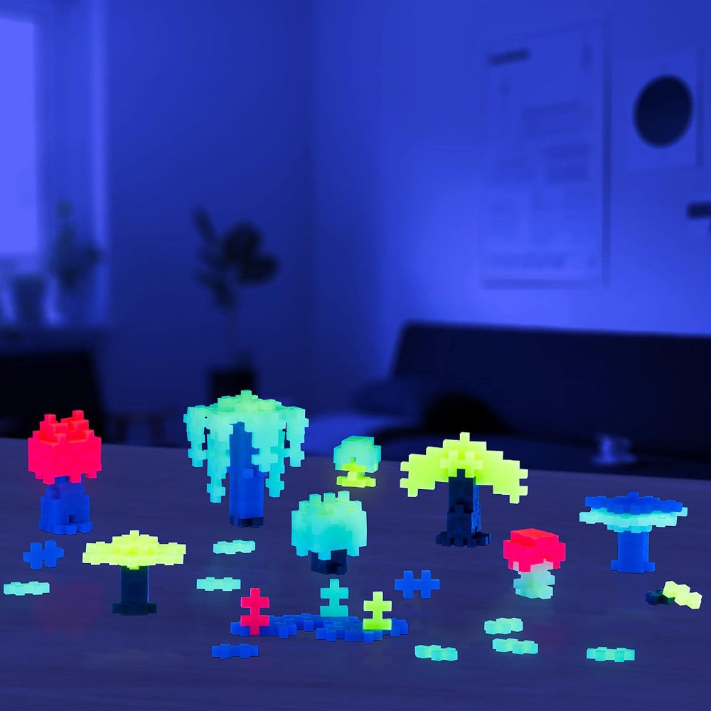Plus-Plus Super Tube - Glow in the Dark Mix - 500 Pieces for Kids Ages 5+