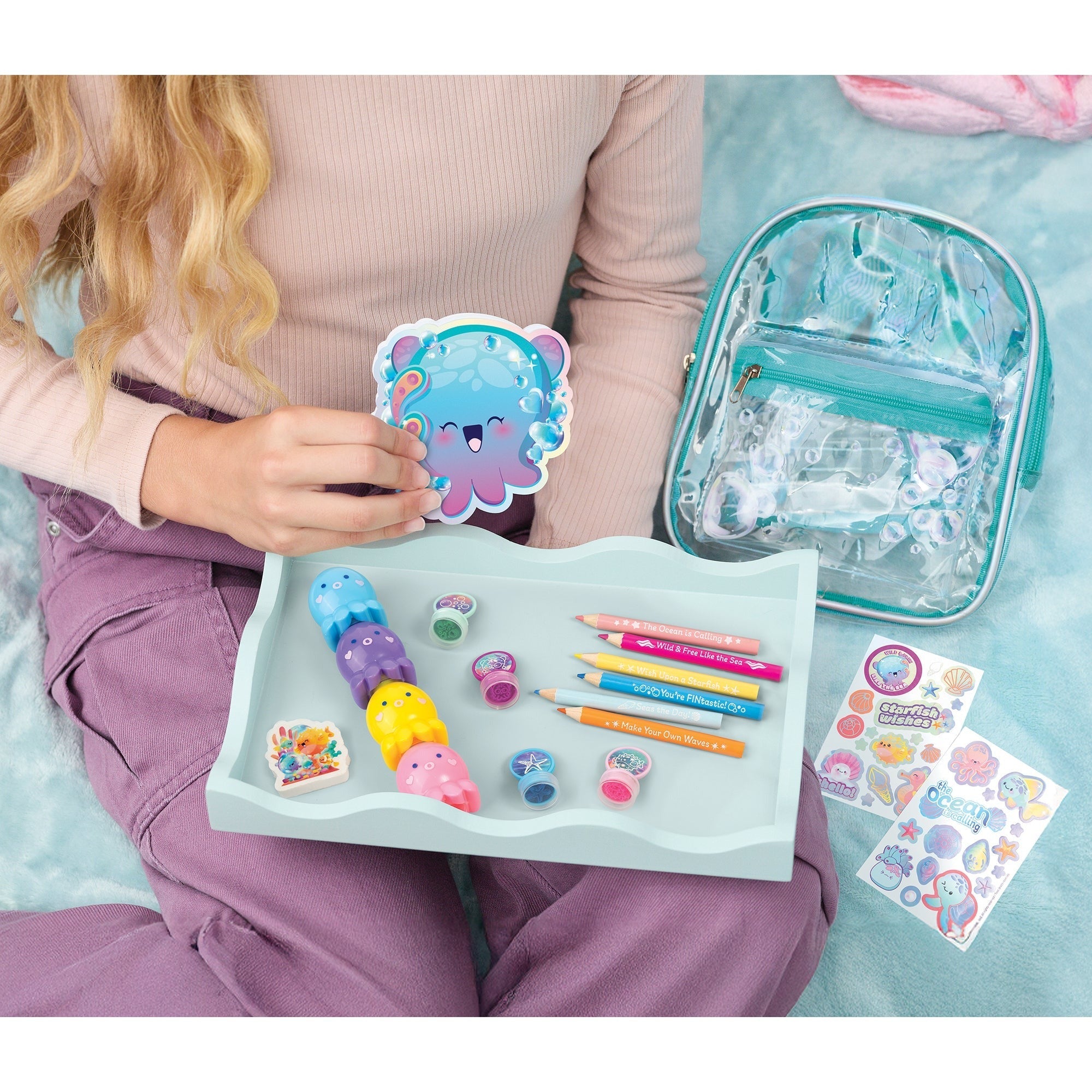 3C4G Seas The Day 18-Piece Portable Stationery Set With Backpack Case