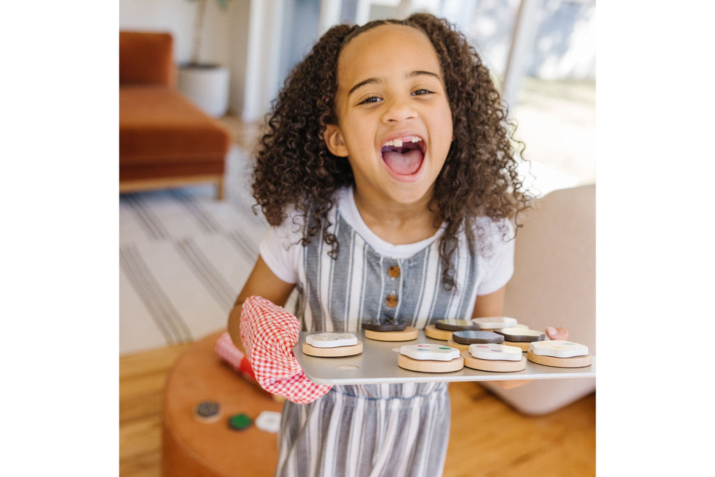 Melissa & Doug Slice and Bake Cookie Set - 29-Piece Wooden Pretend Play Baking Set