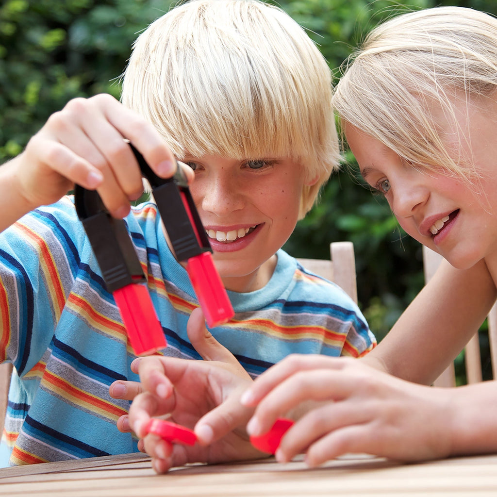 4M KidzLabs Magnet Science 10 Experiments STEM Kit
