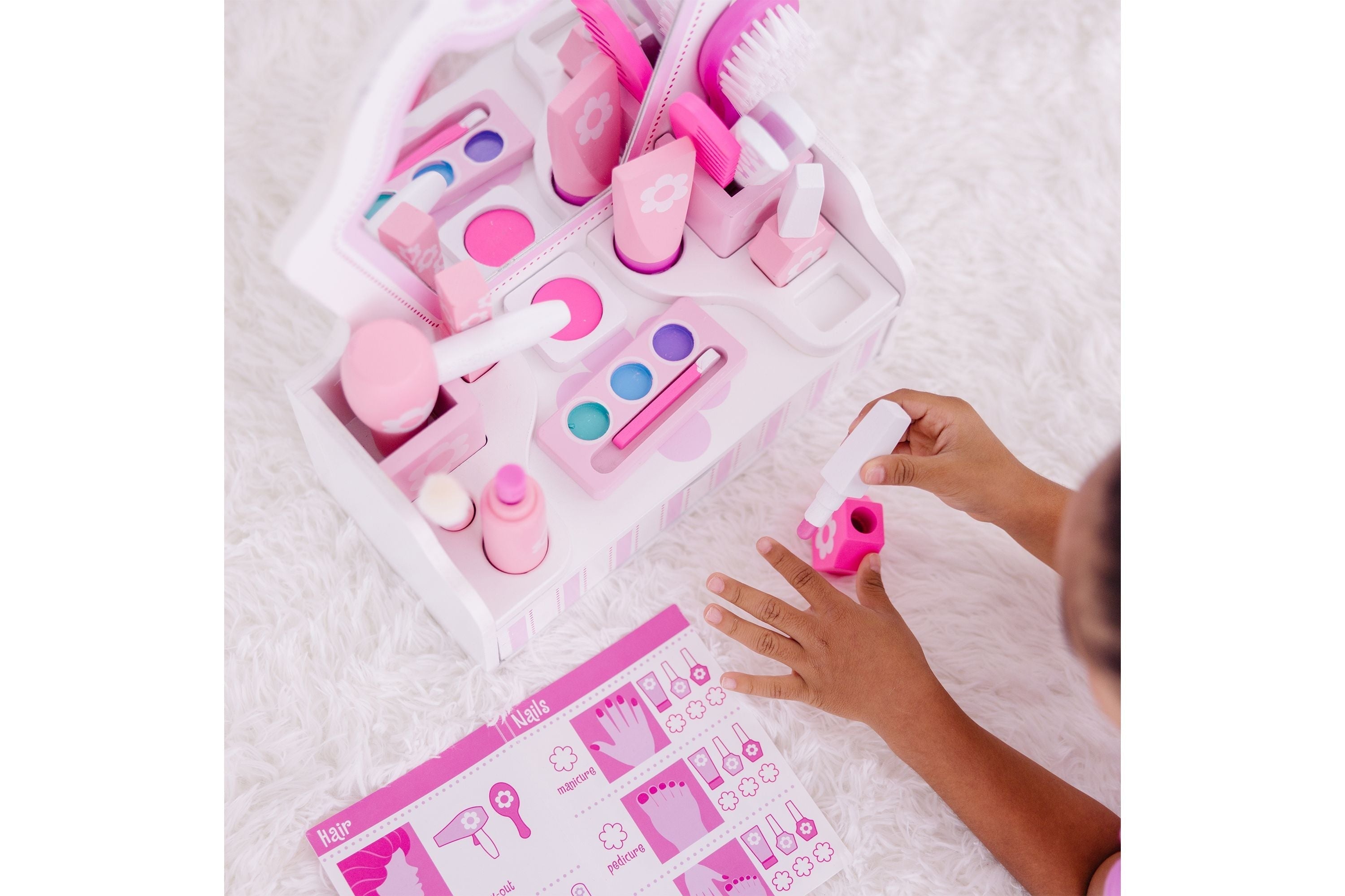 Melissa & Doug Beauty Salon Play Set With Wooden Vanity And Mirror