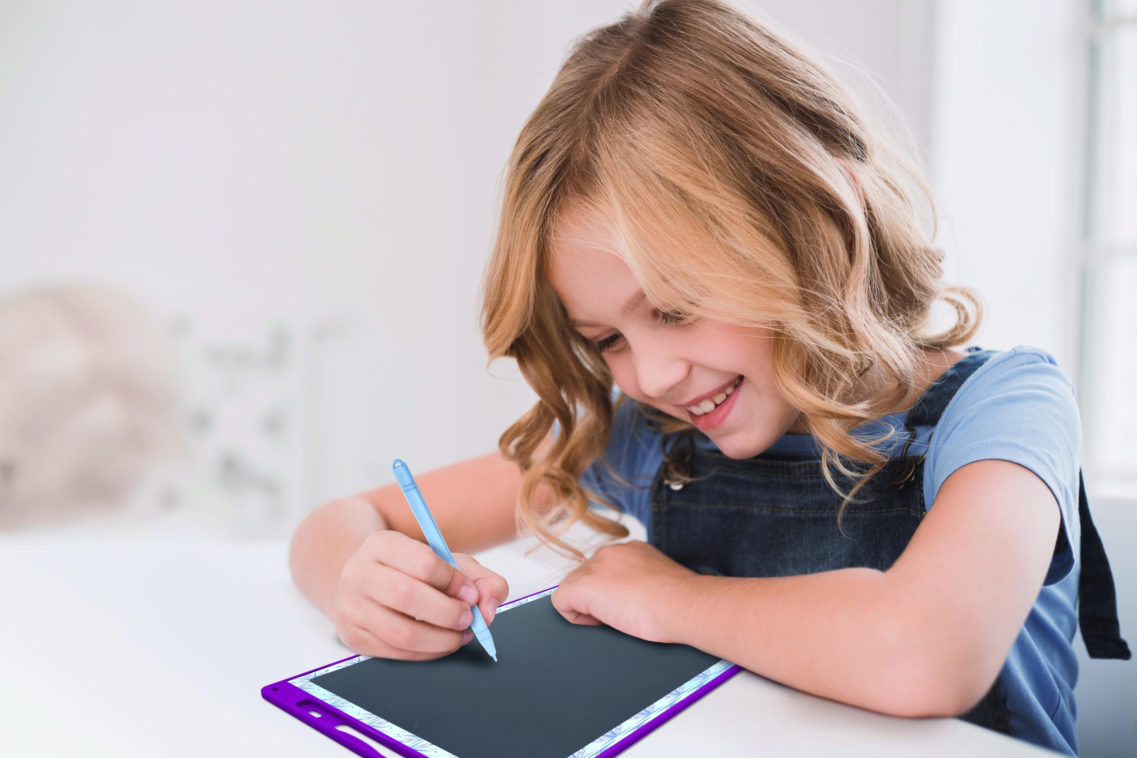 ArtZone Multicolor 11'' E-Ink Learning Tablet with Stencils - Frozen Theme