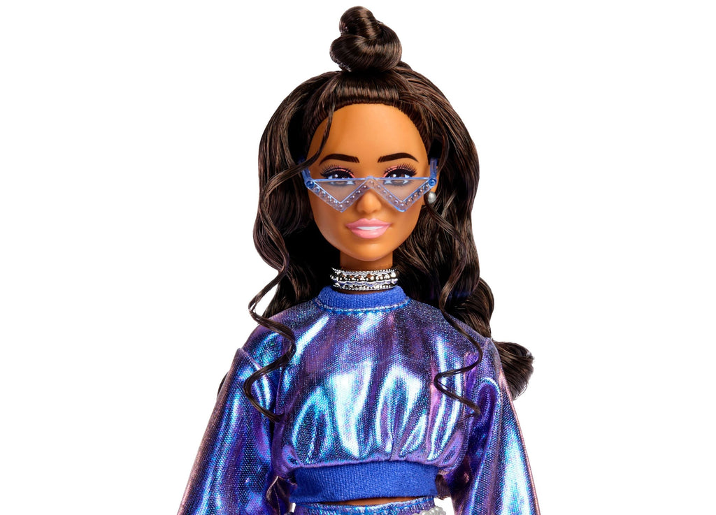 Barbie Deluxe Style Fashion Doll - Metallic Blue Ensemble with Accessories