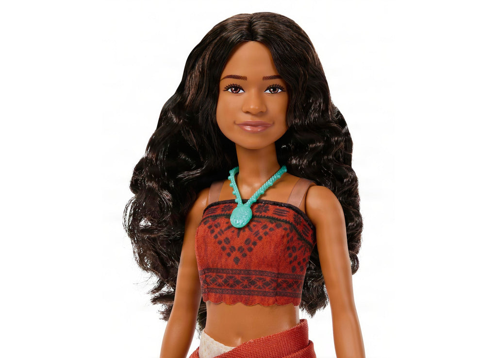 Disney Princess Moana Singing Fashion Doll With Oar And Heart Of Te Fiti Necklace
