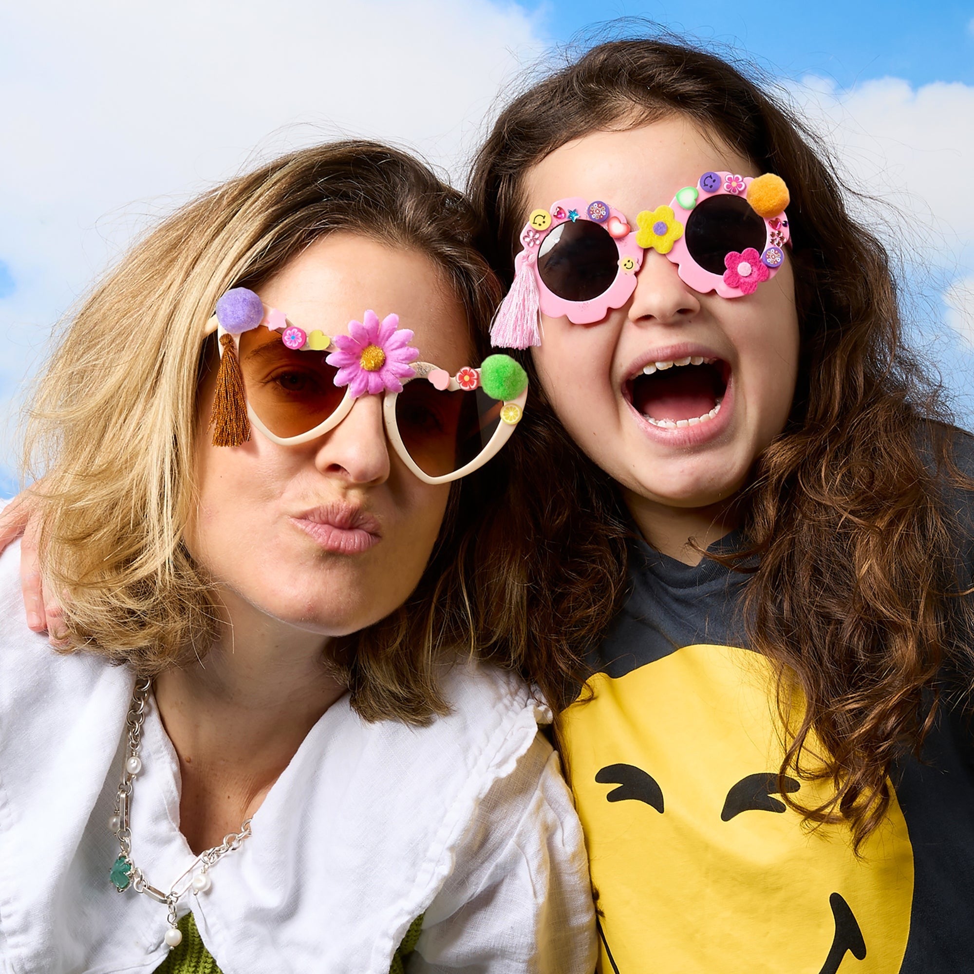 Journey Of Something Decorate Your Own Flower Sunglasses Craft Kit