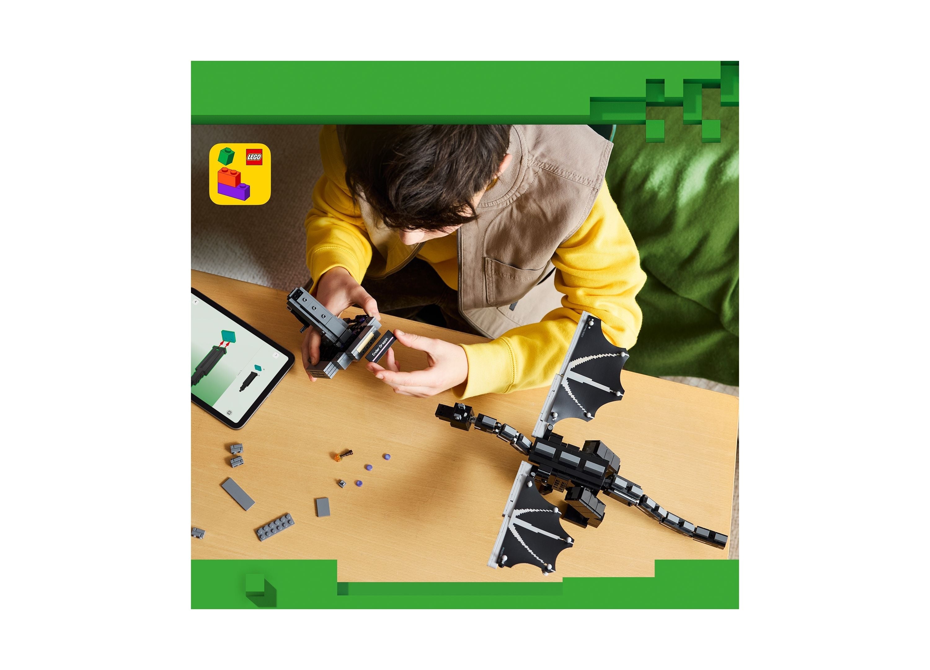 LEGO Minecraft The Ender Dragon 710-Piece Building Set