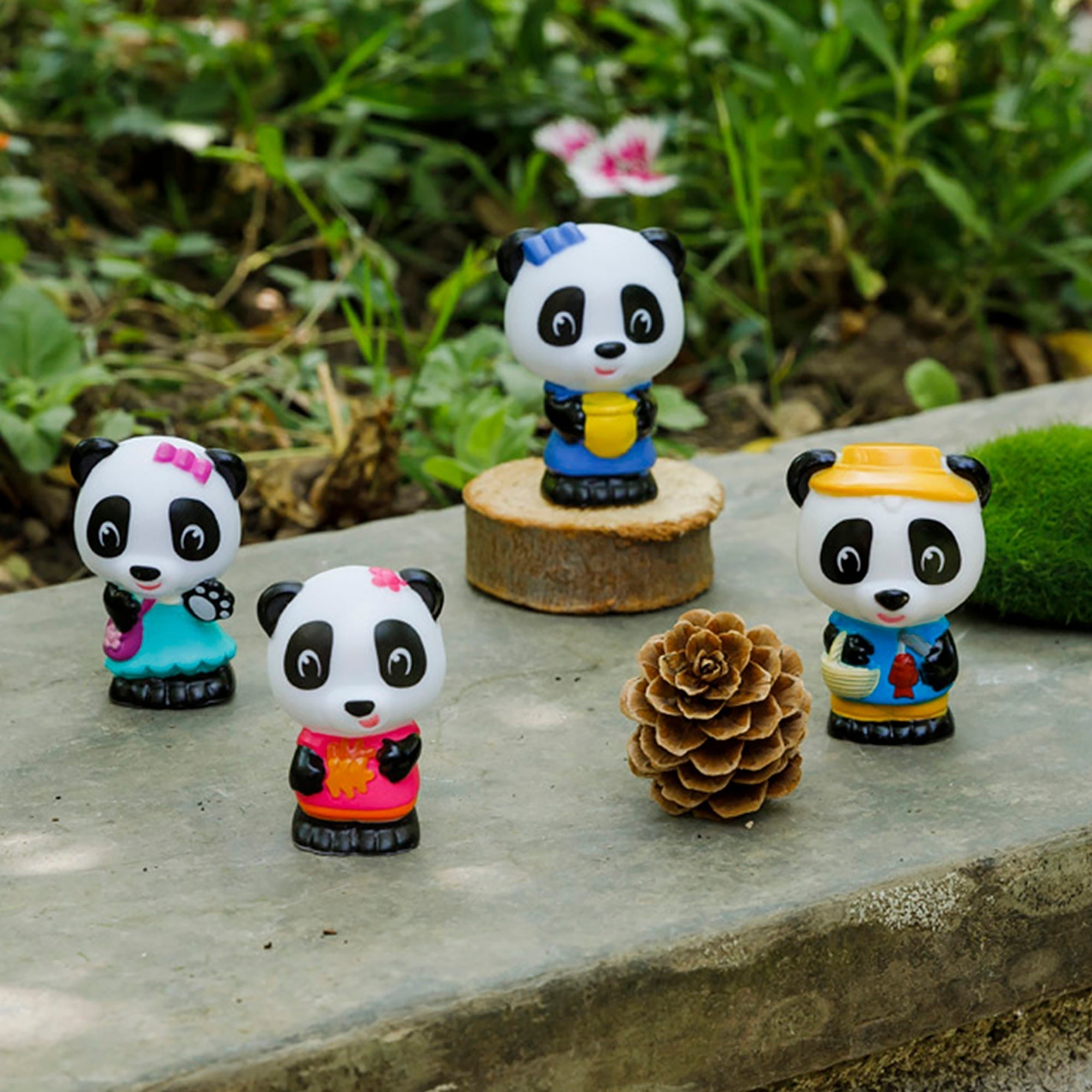 Timber Tots Panda Family Playset - 4 Lovable Characters