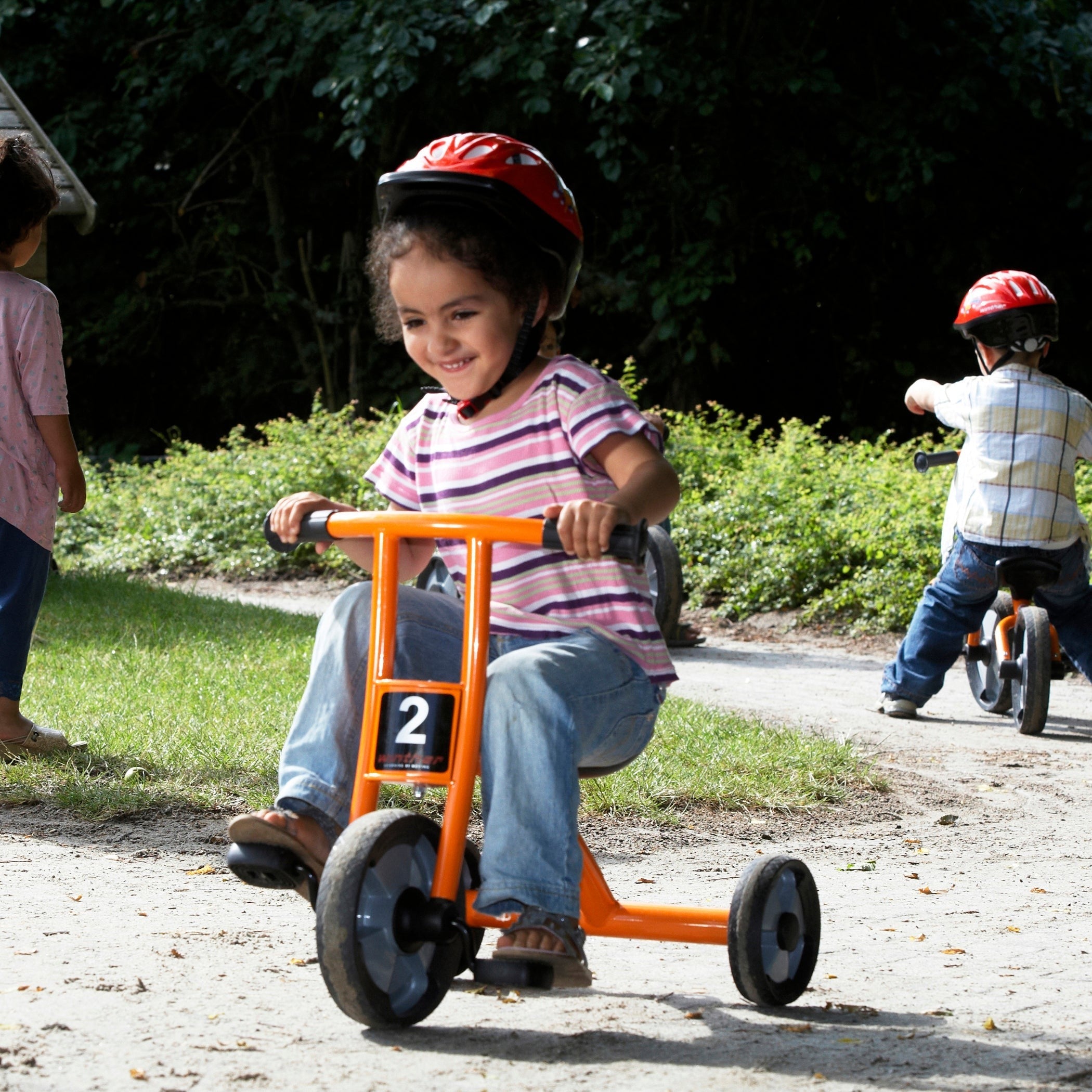Winther Circleline Tricycle - Small - Robust & Fun Ride-On