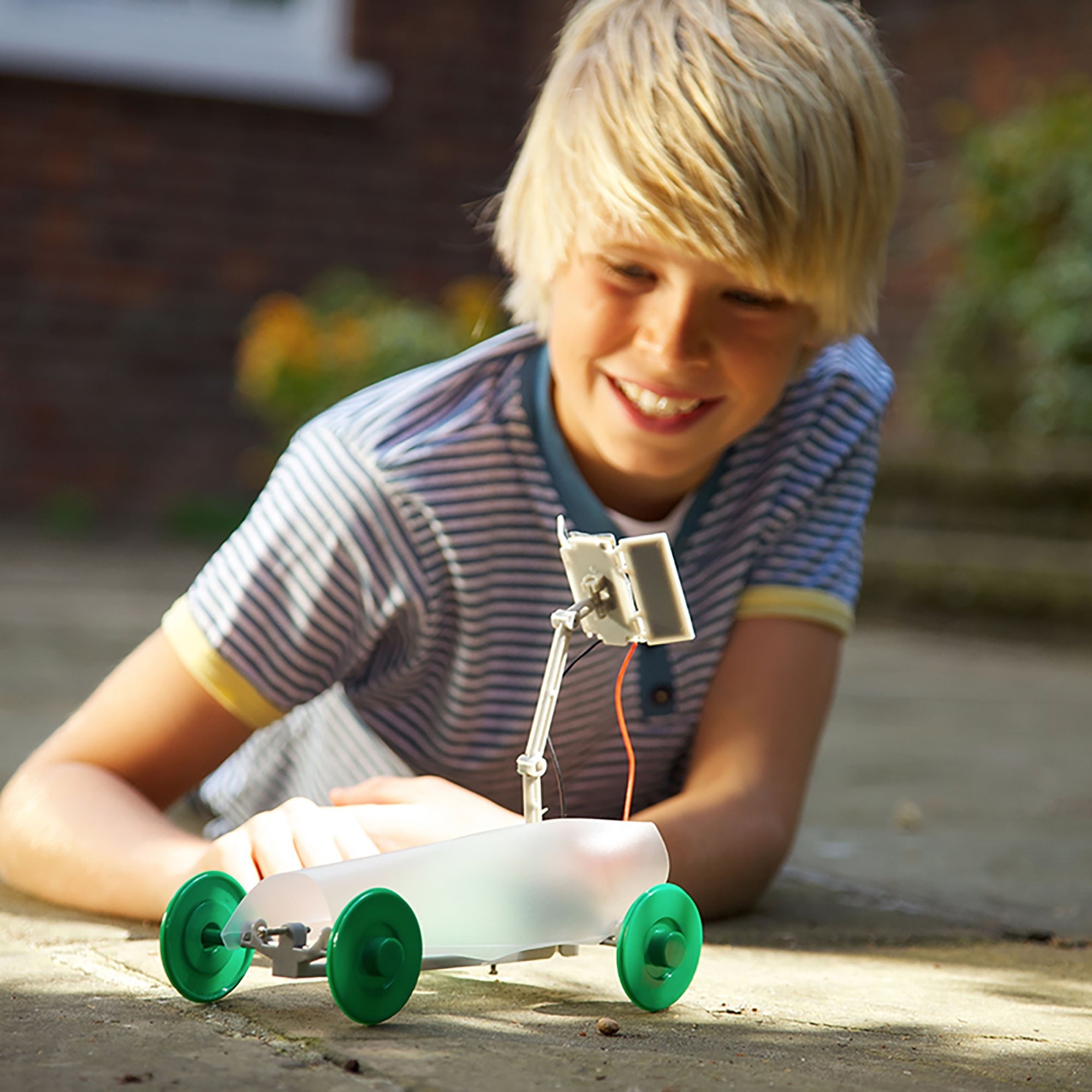 4M Green Science Solar Rover DIY Recycled Can Vehicle Building Kit, STEAM Project