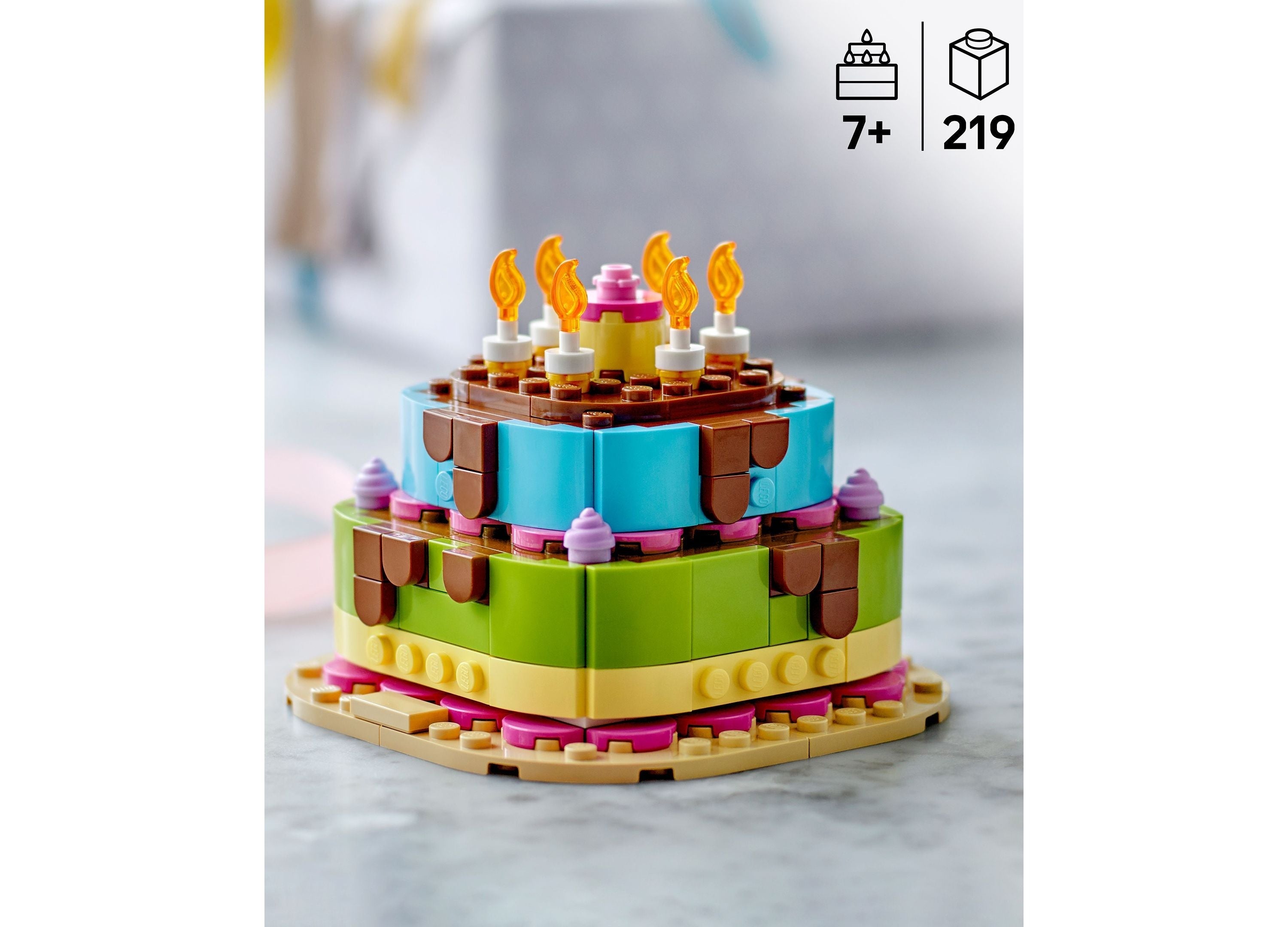 LEGO Birthday Party Cake Building Set 219 Pieces
